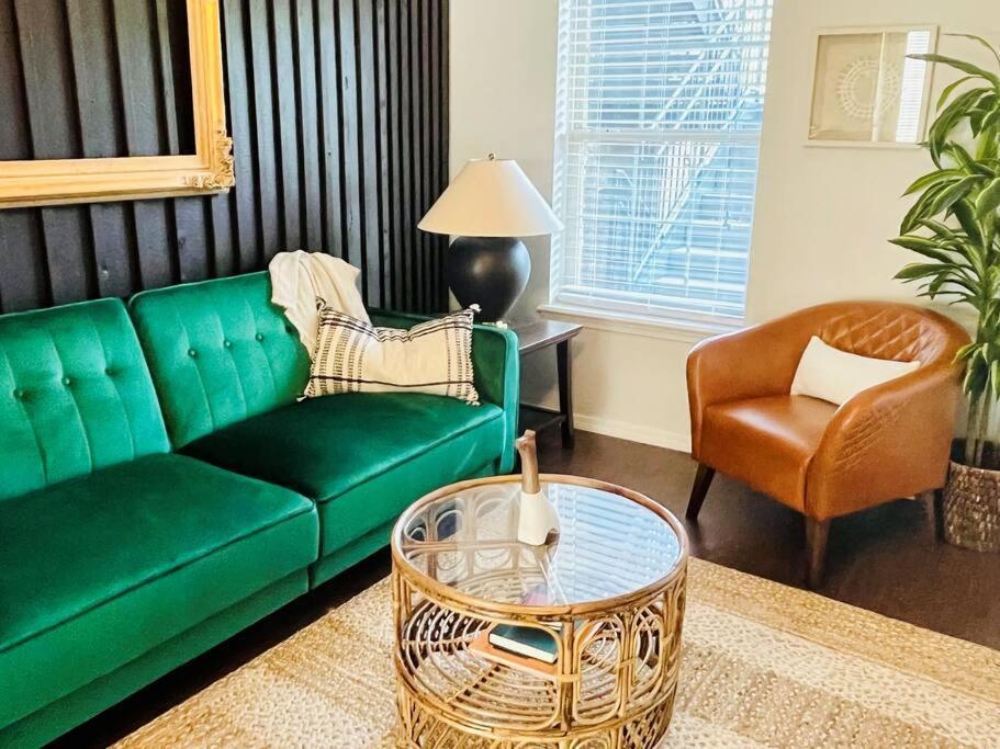 Couples Condo Retreat Overlooking Golf Course Branson West Exterior photo